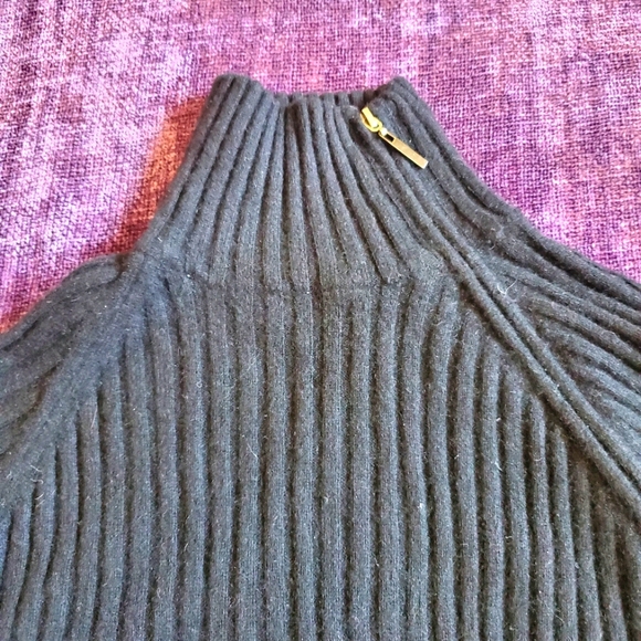 Cashmere sweater - Picture 2 of 5